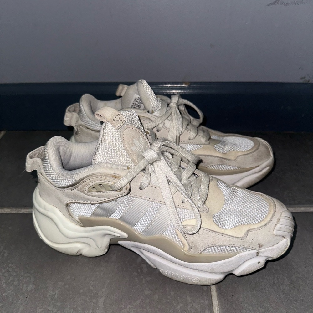 Adidas Magmur Runner